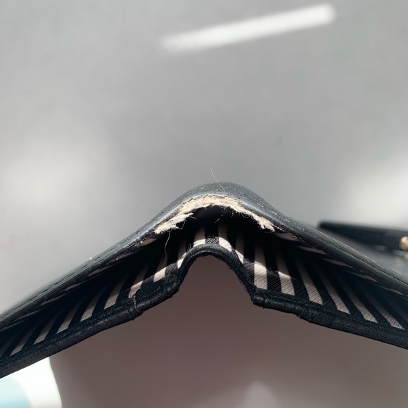 Leather Kate Spade ♠️ Wallet - Picture 5 of 10